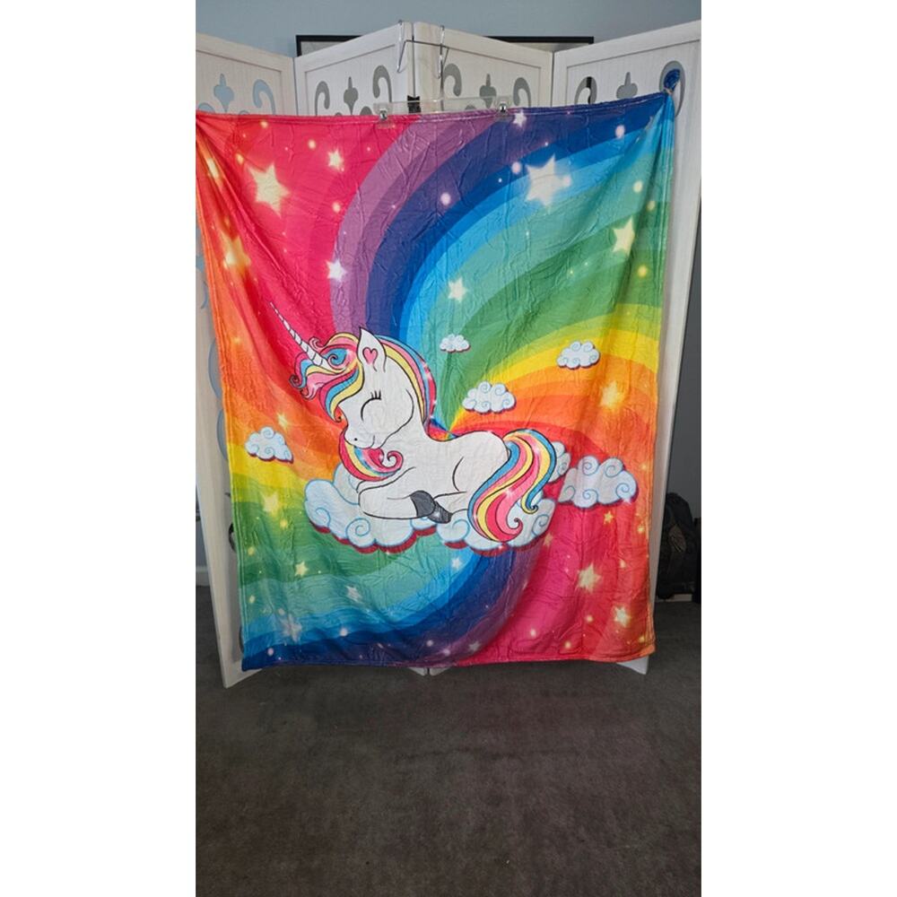 Rainbow Unicorn  New Plush Throw Blanket Stars Clouds Soft Kids 40x50 Bright